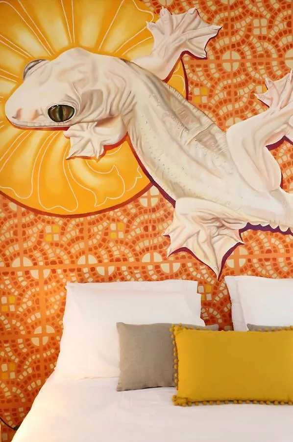 Le Jardin Secret De Faro Guesthouse