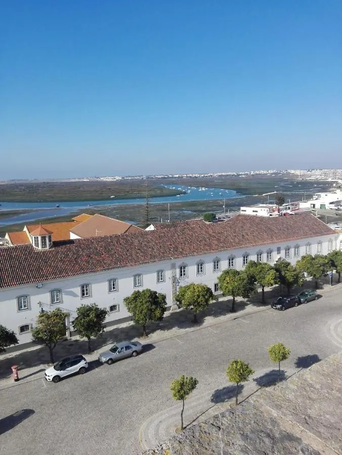 Le Jardin Secret De Faro Guesthouse